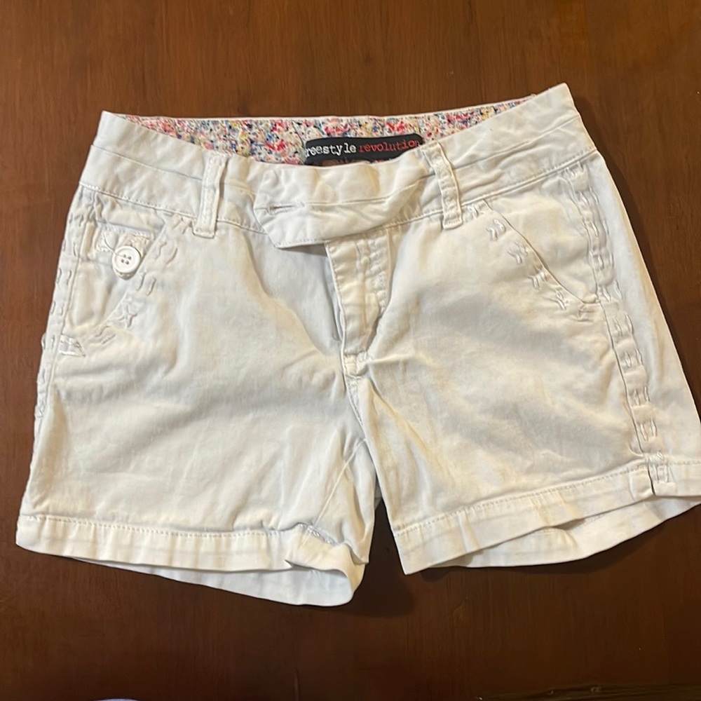 Freestyle revolution khaki shorts